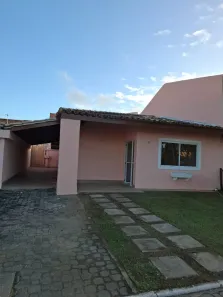 Casa de Condomínio com 2 Quartos para alugar, 140m² no Pitangueiras, Lauro de Freitas