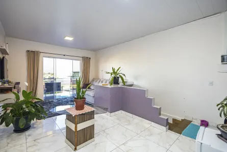 Casa com 4 Quartos à venda, 160m² no Maracanã, Colombo