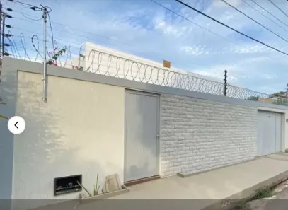 Casa com 4 Quartos à venda, 130m² no Monte Castelo, Teresina
