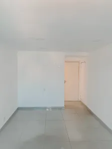 Sala Comercial para alugar, 28m² no Centro, Duque de Caxias