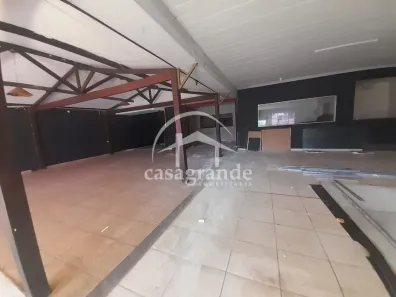 Sala Comercial para alugar, 360m² no Santa Mônica, Uberlândia