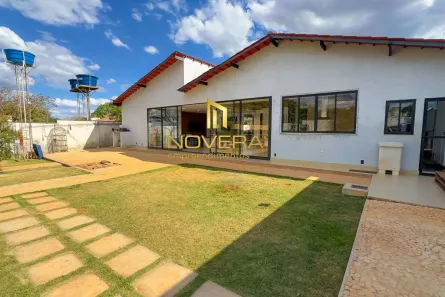 Casa de Condomínio com 4 Quartos à venda, 350m² no Setor Habitacional Tororó, Brasília