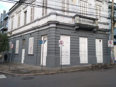Casa com 5 Quartos para alugar, 400m² no Independência, Porto Alegre