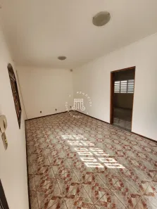 Casa com 3 Quartos para alugar, 181m² no Vila Galvão, Jundiaí