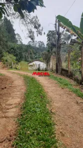 Fazenda/Sítio com 3 Quartos à venda, 150m² no Souza, Monteiro Lobato
