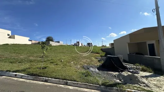 Lote/Terreno à venda, 200m² no Loteamento Reserva dos Ipês, Boituva