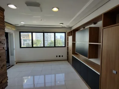 Sala Comercial à venda, 30m² no Santo Amaro, São Paulo