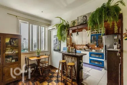Apartamento com 2 Quartos à venda, 60m² no Petrópolis, Porto Alegre