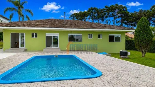 Fazenda/Sítio com 5 Quartos à venda, 210m² no Águas Claras, Piraquara