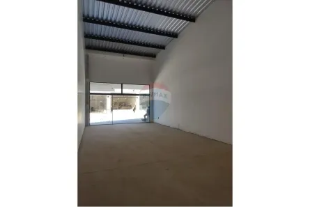 Sala Comercial para alugar, 72m² no Conjunto Habitacional José Barnet Y Vives, Atibaia