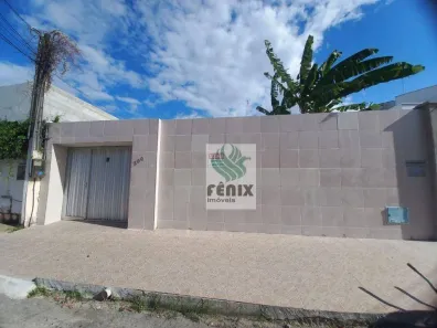 Casa com 4 Quartos para alugar, 300m² no Cambeba, Fortaleza