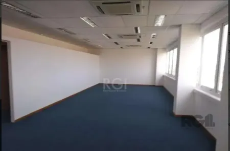 Sala Comercial para alugar, 245m² no Anchieta, Porto Alegre