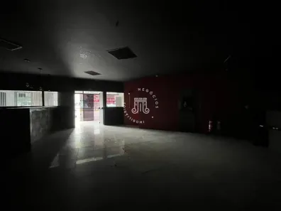 Ponto Comercial para alugar, 285m² no Anhangabaú, Jundiaí
