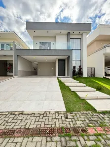 Casa de Condomínio com 3 Quartos para alugar, 230m² no Terras Alpha, Resende