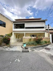 Casa com 4 Quartos à venda, 123m² no Santa Rosa, Niterói