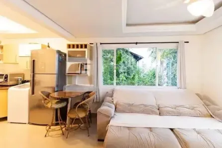 Casa com 2 Quartos para alugar, 100m² no Agronômica, Florianópolis