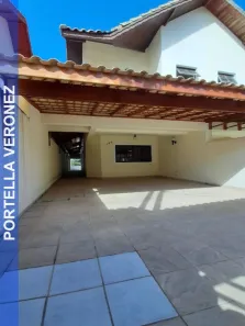 Sobrado com 3 Quartos à venda, 200m² no Parque Assunção, Taboão da Serra