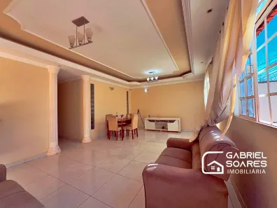 Casa com 3 Quartos à venda, 222m² no Areal, Brasília