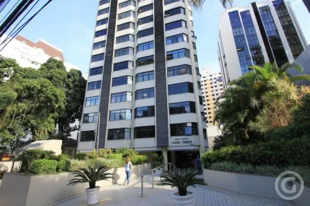 Sala Comercial para alugar, 104m² no Centro, Florianópolis