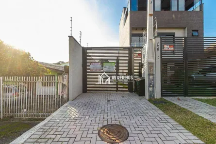Sobrado com 3 Quartos à venda, 106m² no Xaxim, Curitiba