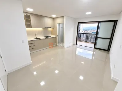 Apartamento com 2 Quartos para alugar, 75m² no Kobrasol, São José