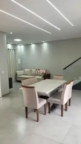 Casa com 2 Quartos à venda, 168m² no Loteamento Villa Branca, Jacareí