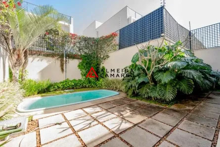 Casa de Condomínio com 3 Quartos para alugar, 555m² no Jardim Europa, São Paulo