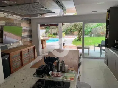Casa de Condomínio com 4 Quartos à venda, 220m² no Piratininga, Niterói
