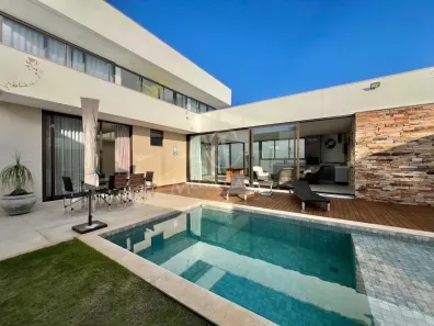 Casa de Condomínio com 4 Quartos para alugar, 360m² no São Pedro, Juiz de Fora