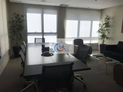 Sala Comercial para alugar, 200m² no Itaim Bibi, São Paulo