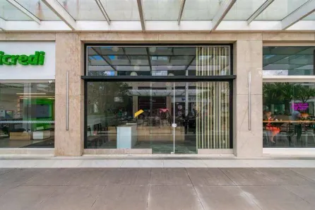 Ponto Comercial para alugar, 100m² no Menino Deus, Porto Alegre
