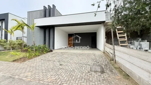 Casa de Condomínio com 3 Quartos à venda, 200m² no Piracangaguá, Taubaté