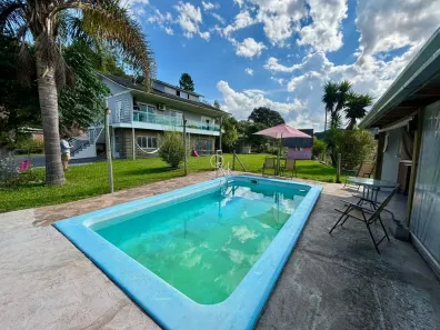 Fazenda/Sítio com 3 Quartos à venda, 212m² no Ana Rech, Caxias do Sul