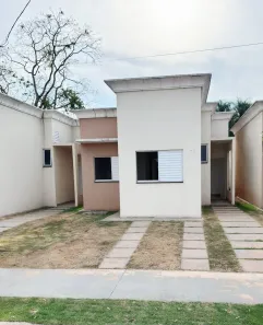 Casa de Condomínio com 2 Quartos à venda, 52m² no Parque Geórgia, Cuiabá