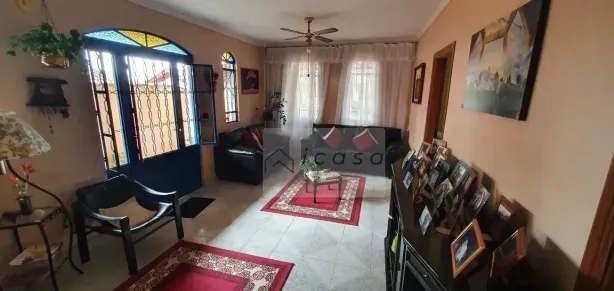 Casa com 3 Quartos à venda, 280m² no Bom Retiro, São José dos Campos