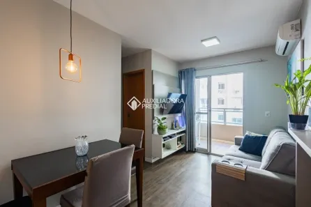 Apartamento com 2 Quartos para alugar, 54m² no Morro Santana, Porto Alegre