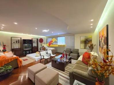 Apartamento com 3 Quartos à venda, 202m² no Centro, Divinópolis
