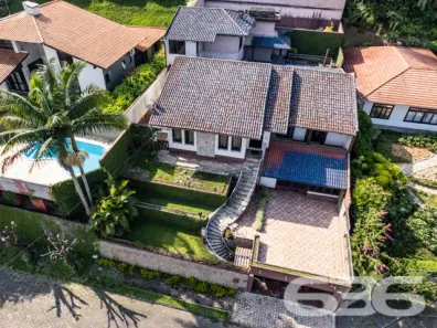Casa com 4 Quartos à venda, 406m² no Bom Retiro, Joinville