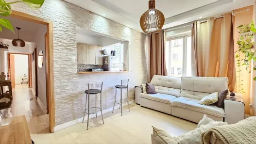 Apartamento com 2 Quartos à venda, 60m² no Cidade Baixa, Porto Alegre
