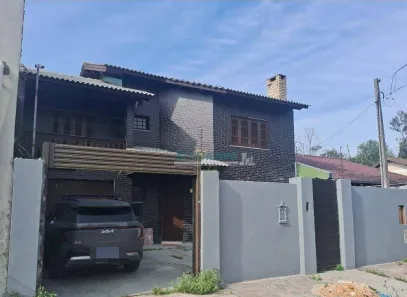 Sobrado com 3 Quartos à venda, 290m² no Jardim do Bosque, Cachoeirinha