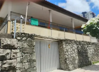 Sobrado com 7 Quartos à venda, 188m² no Fátima, Fortaleza