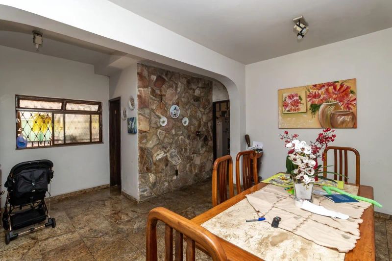 Casa com 8 quartos — Liberdade, Belo Horizonte