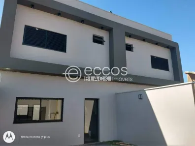 Casa com 3 Quartos à venda, 126m² no Novo Mundo, Uberlândia
