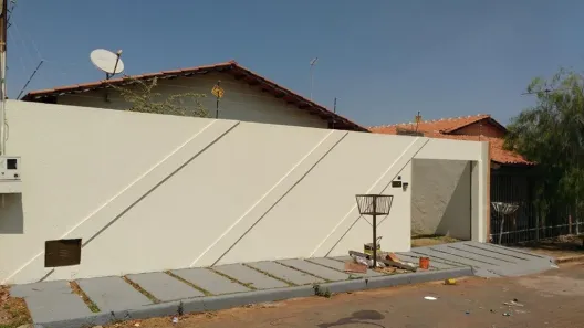 Casa com 3 Quartos para alugar, 90m² no Villasul, Aparecida de Goiânia