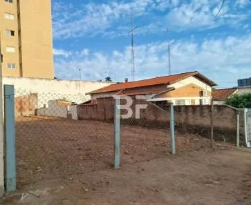 Lote/Terreno à venda, 300m² no Centro, Indaiatuba