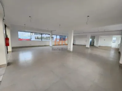Sala Comercial para alugar, 253m² no Cabral, Contagem