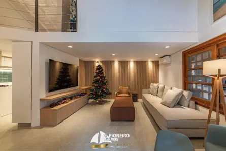 Casa de Condomínio com 5 Quartos à venda, 230m² no Camburi, São Sebastião