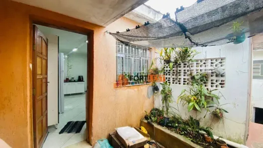 Casa com 2 Quartos à venda, 205m² no Vila Ema, São Paulo