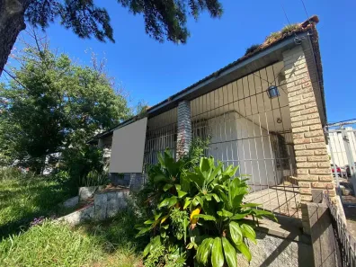 Imóvel Comercial para alugar, 200m² no Cavalhada, Porto Alegre