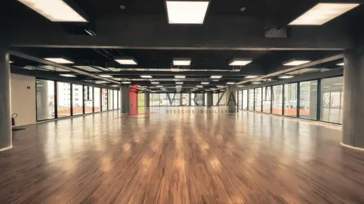 Sala Comercial para alugar, 779m² no Pinheiros, São Paulo